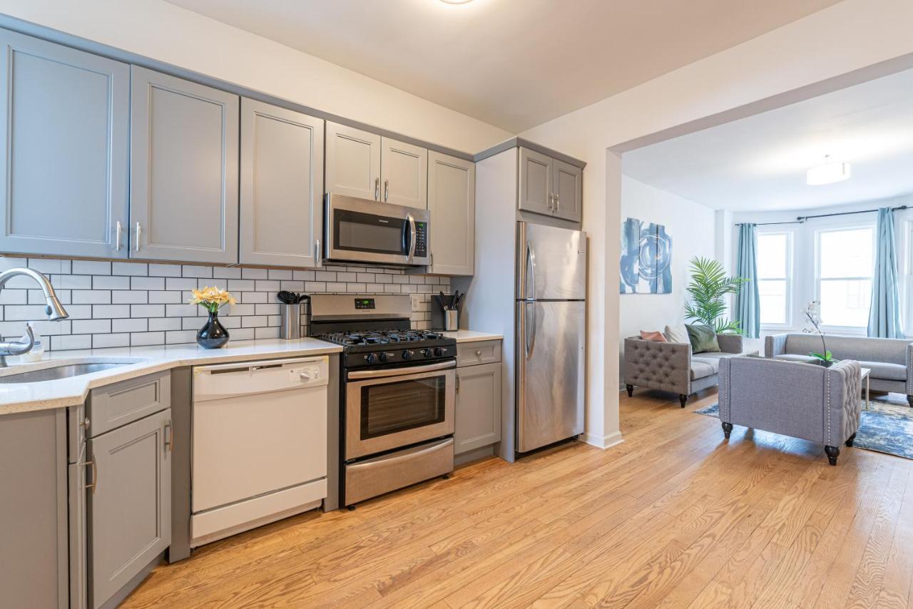 저지시티 Tranquil Town House With Parking And Laundry - Just 25 Minutes To Time Square! 빌라 외부 사진