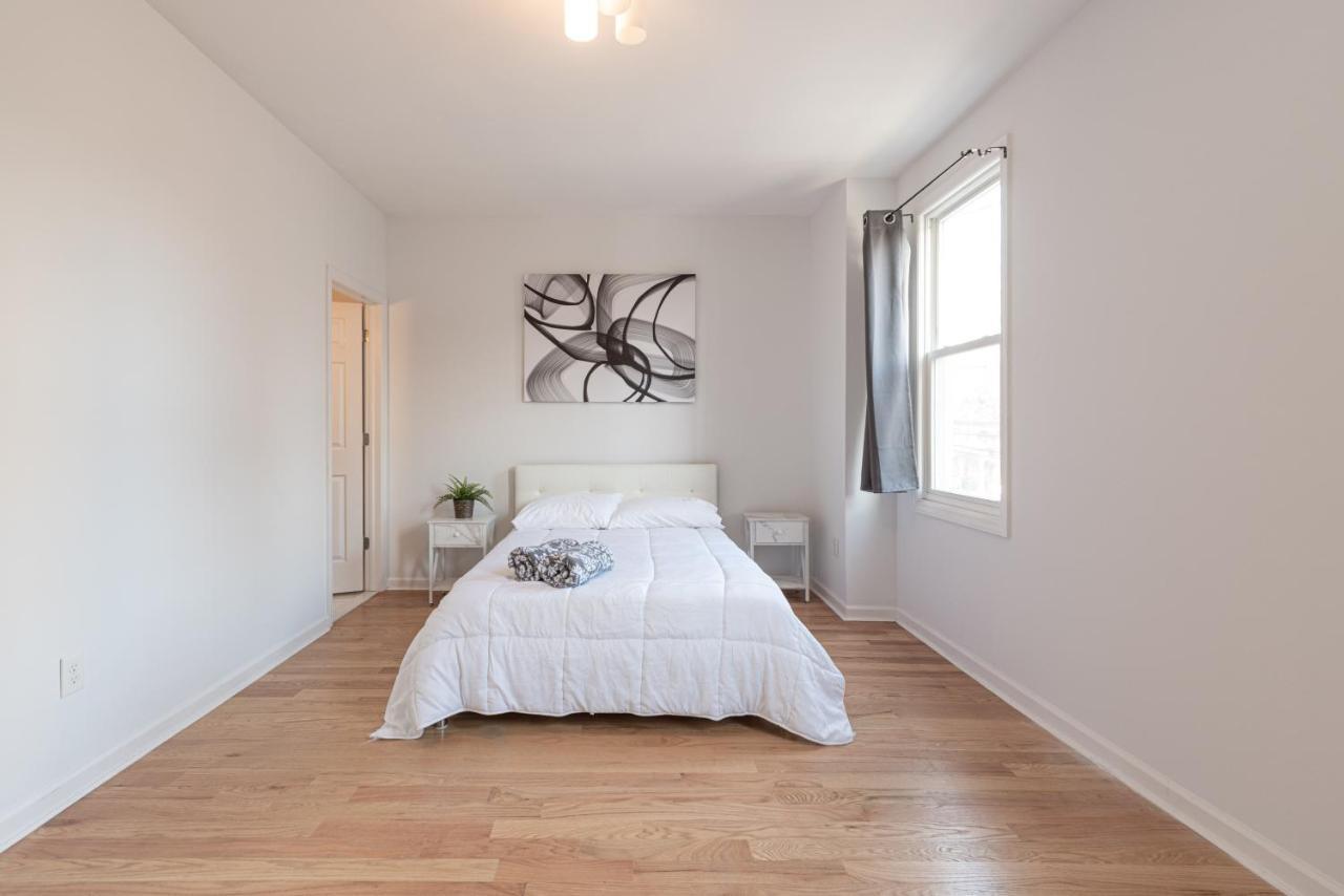 저지시티 Tranquil Town House With Parking And Laundry - Just 25 Minutes To Time Square! 빌라 외부 사진